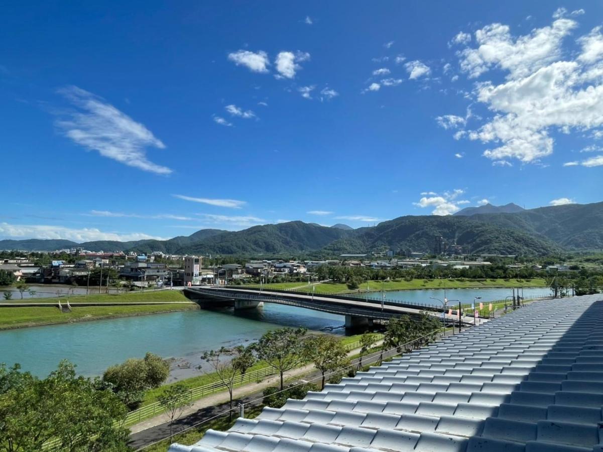 Ile 知足 休閒 民宿 Дуншань Экстерьер фото